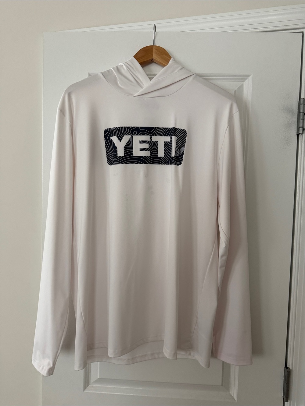 Yeti White Hooded Long-Sleeve Shirt with Black Logo